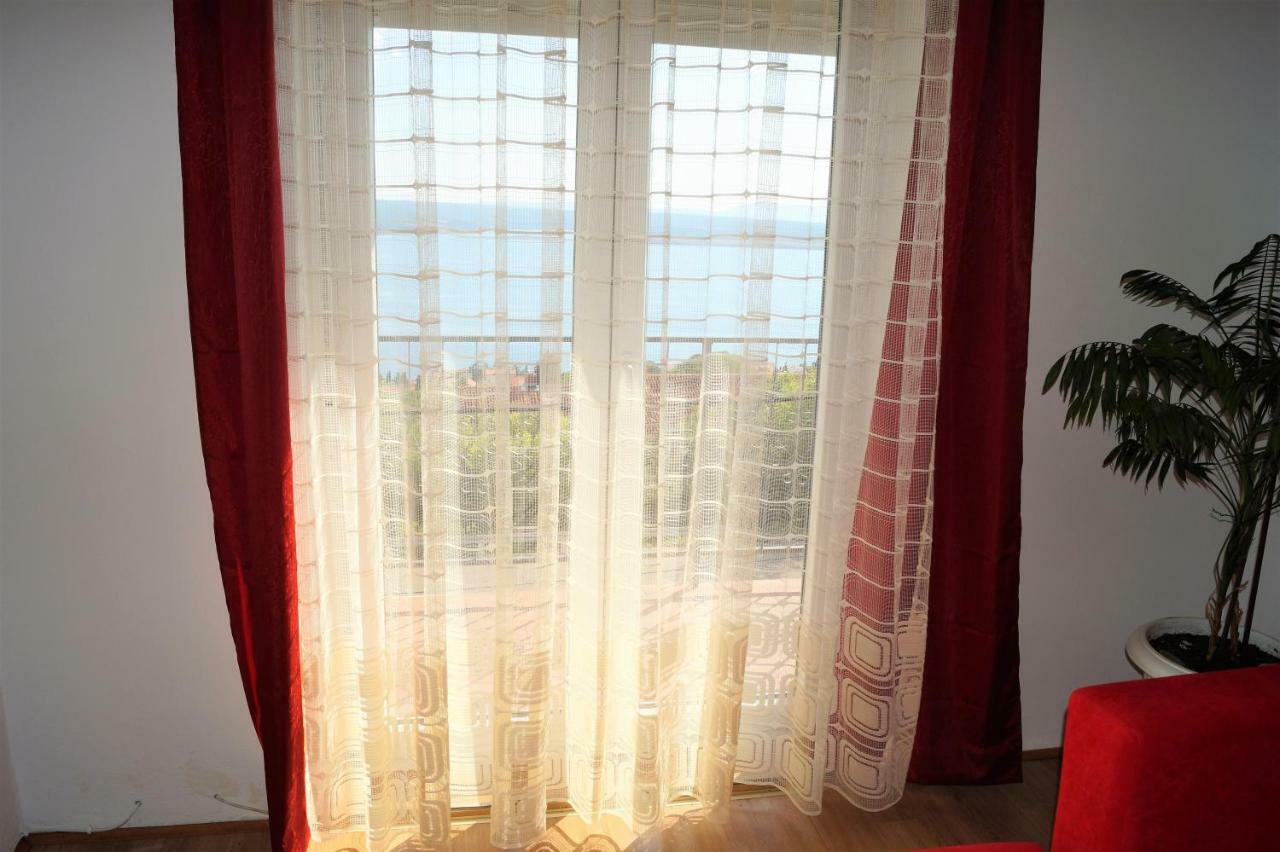 Apartment Nataly Dramalj Exterior photo